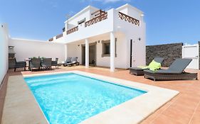 Villa Icaro Piscina Climatizada